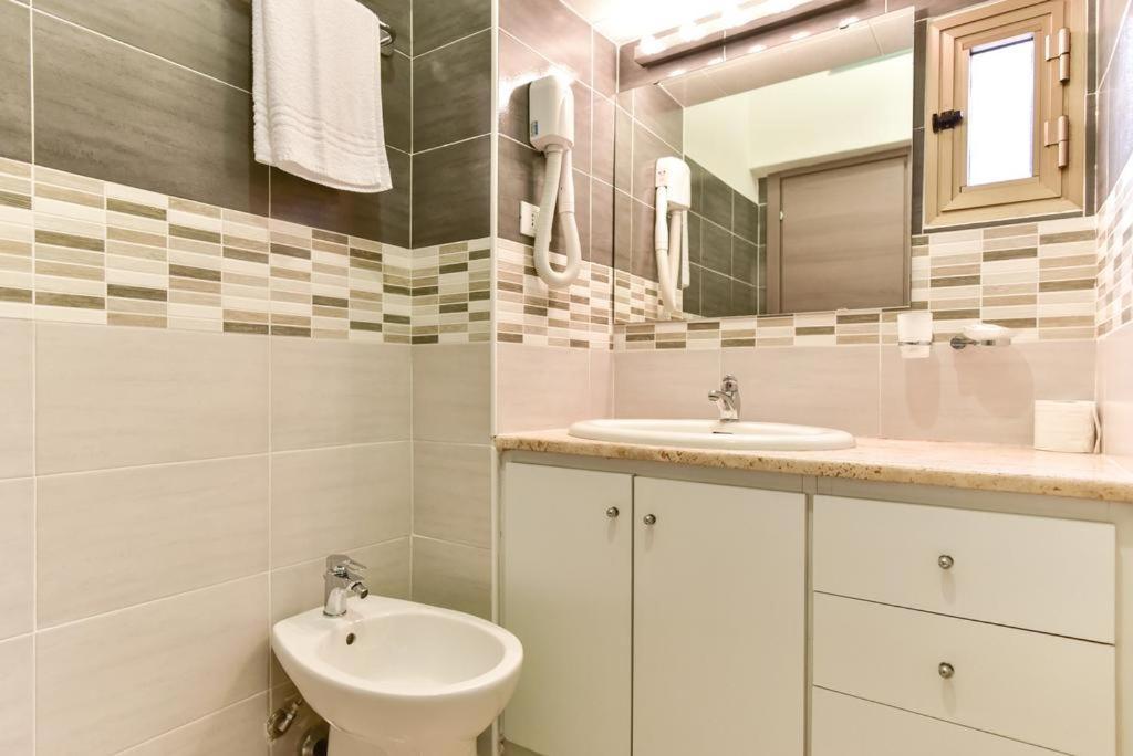 Camera Familiare con Bagno