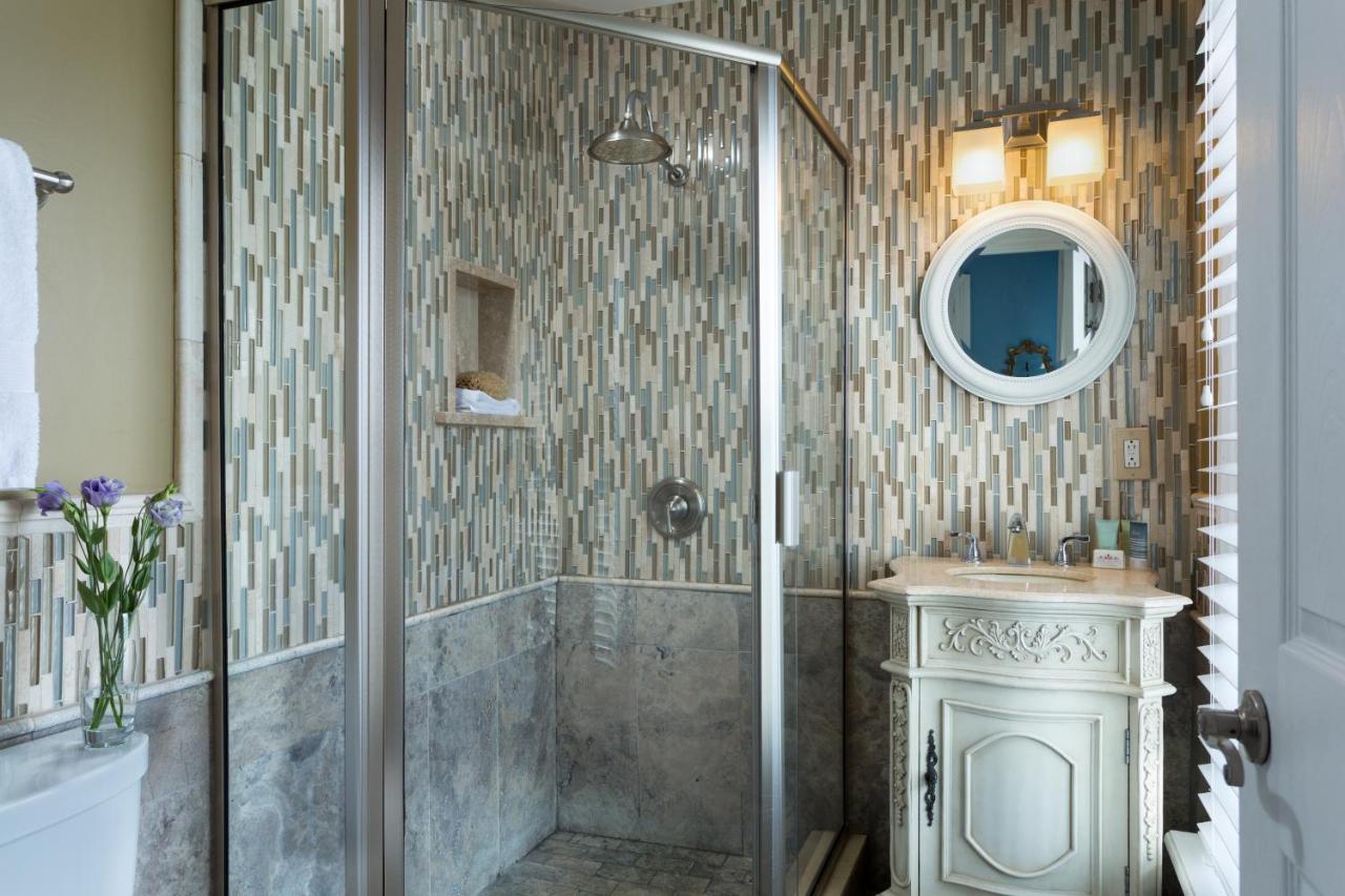 Deluxe Suite Sea View