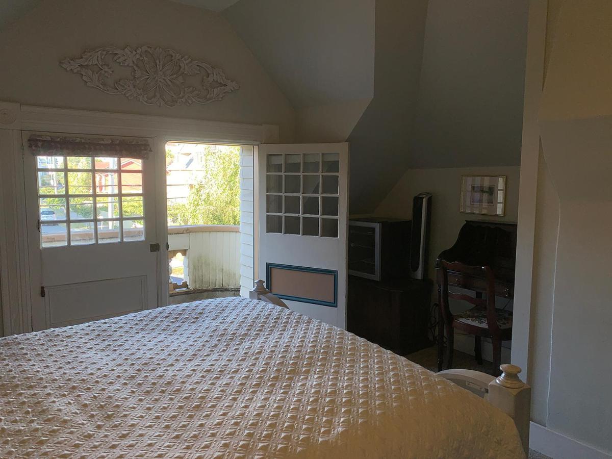 Two-Bedroom Suite