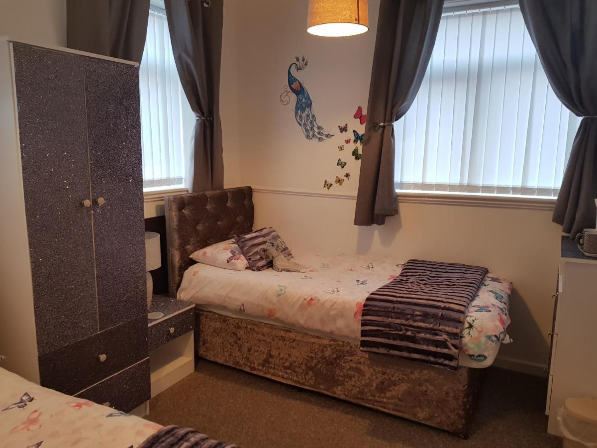 Triple Room with Shower