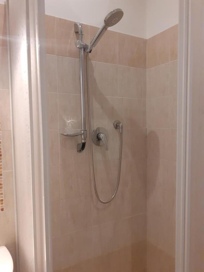 Double Room with Private External Bathroom,1010638594:JPEG