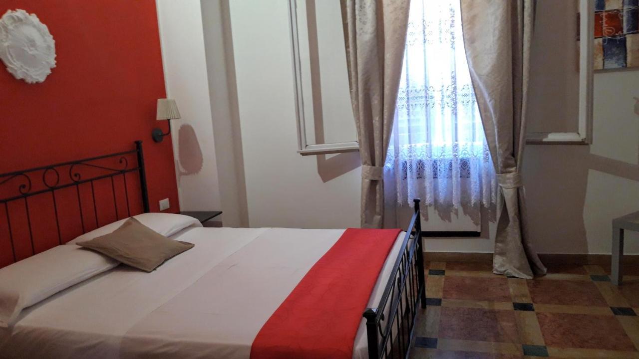 Camera Tripla con Bagno Privato Esterno