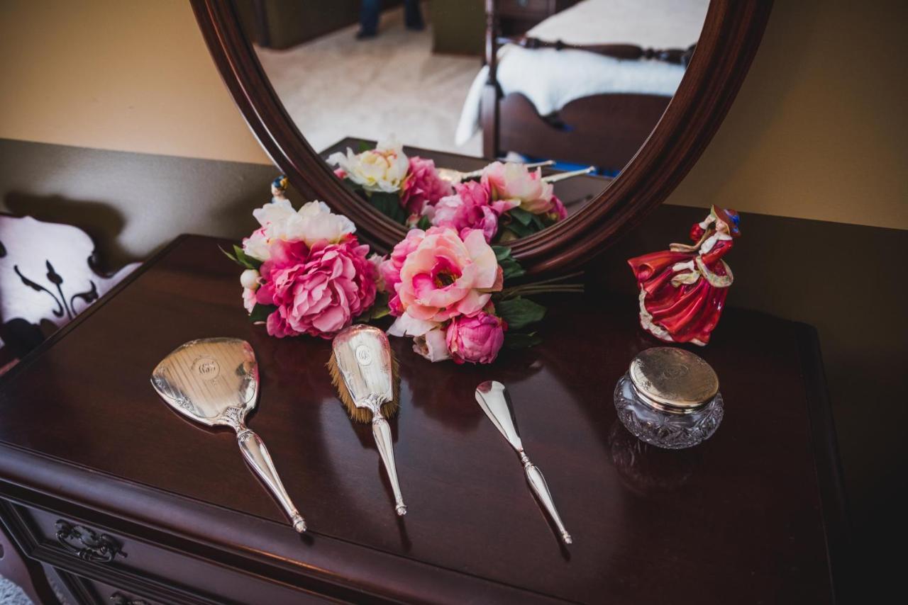 Deluxe Double Room with Balcony,1113477678:JPEG