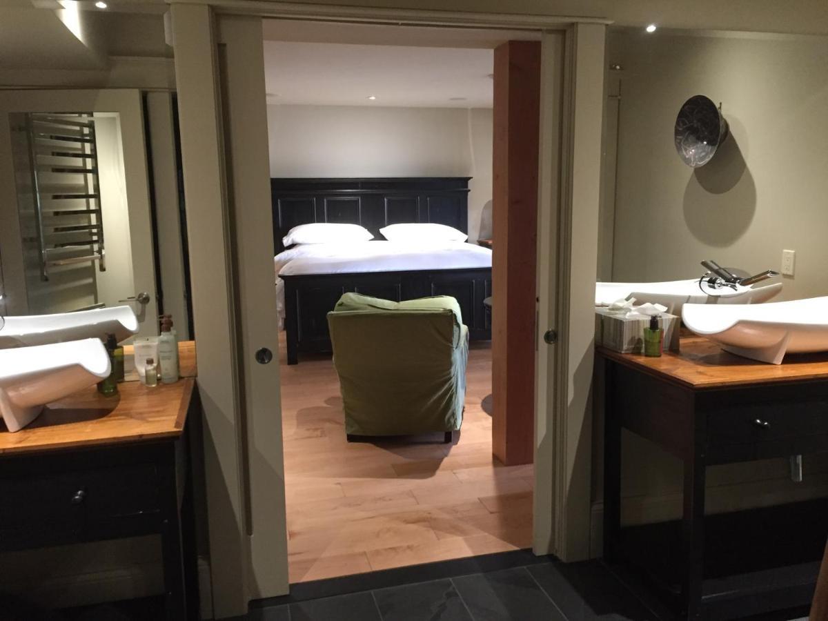 Suite with Fireplace