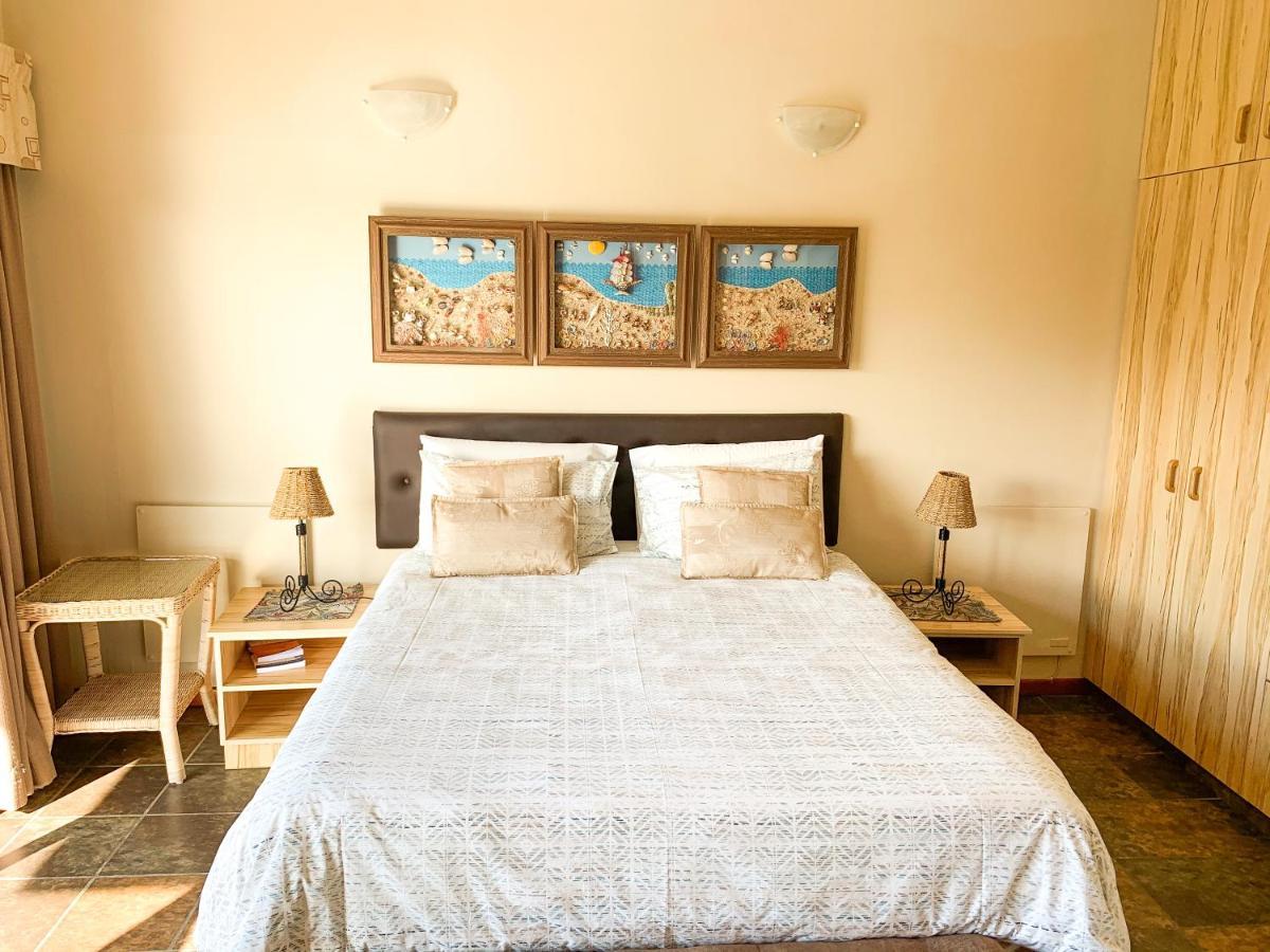Queen Room with Balcony