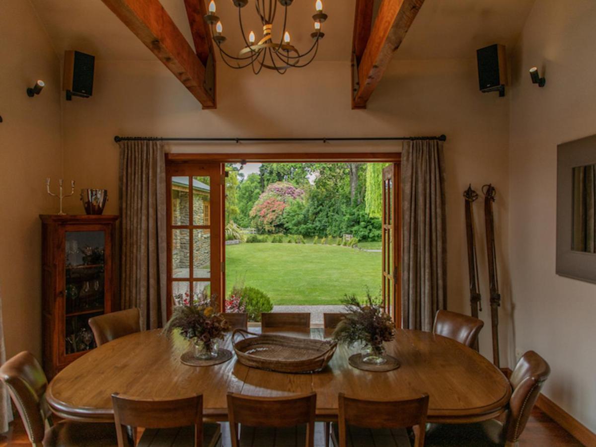 King Room,1661114798:JPEG