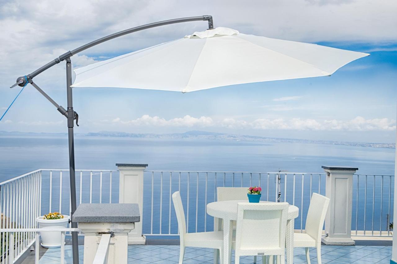 Camera Quadrupla Deluxe