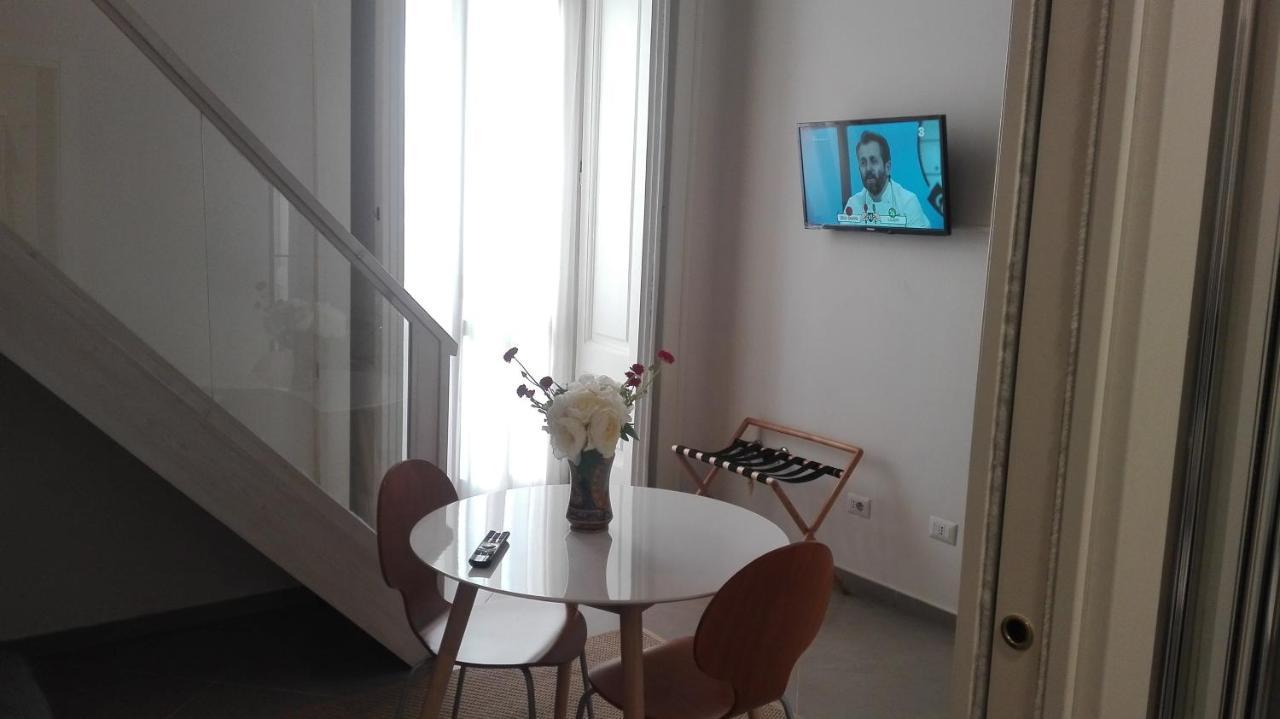 Triple Room,1697279961:JPEG