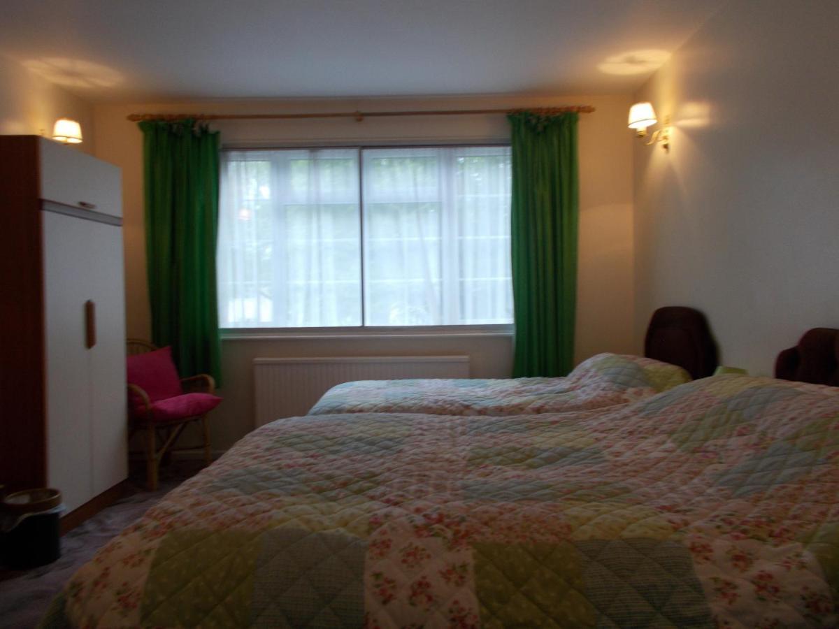 Triple Room with Private External Bathroom