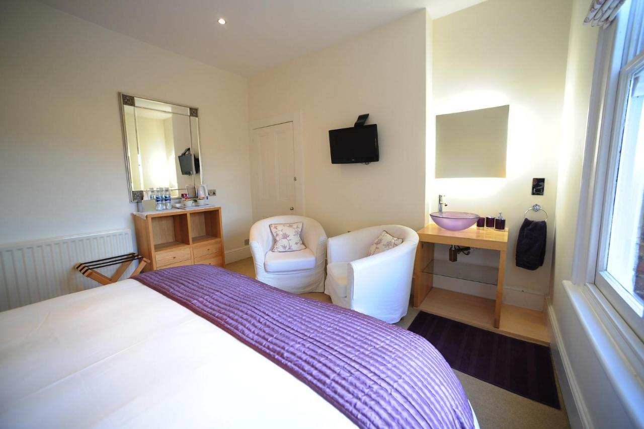 Deluxe Double Room with Private External Bathroom