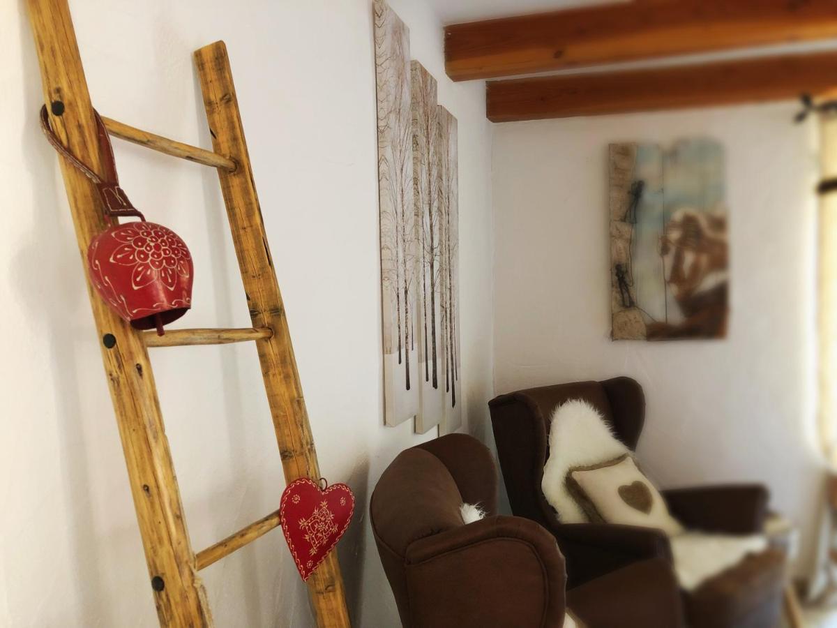 Double Room with Private Bathroom,1032440237:JPEG