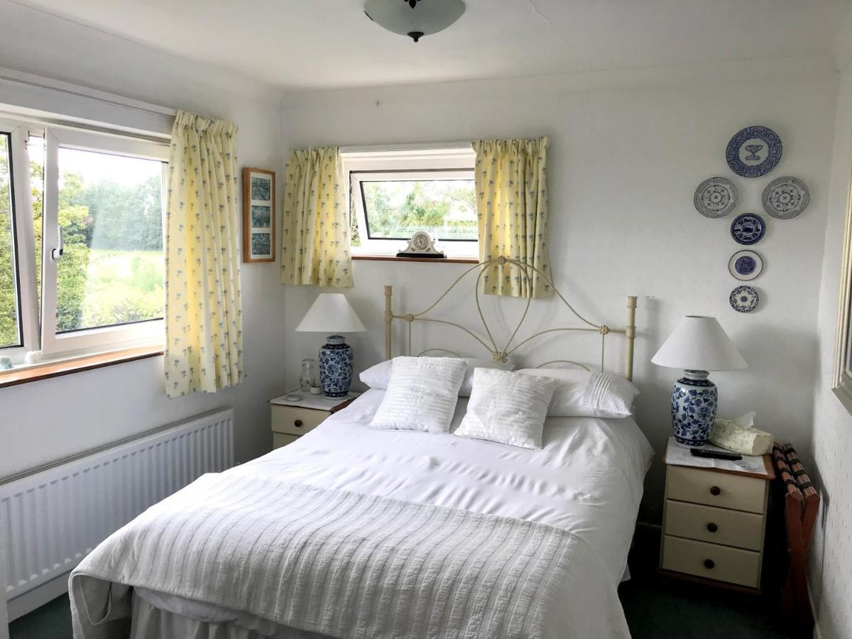 Deluxe Double Room with Shower