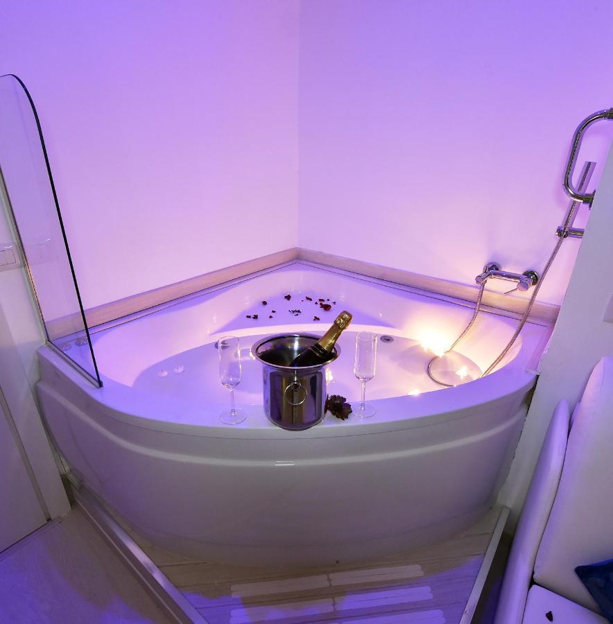 Suite Spa Bath