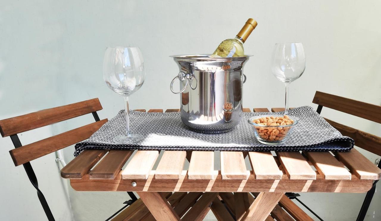 Suite with Spa Bath,1565683681:JPEG