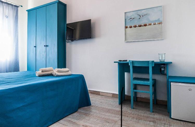 Double Room Private External Bathroom