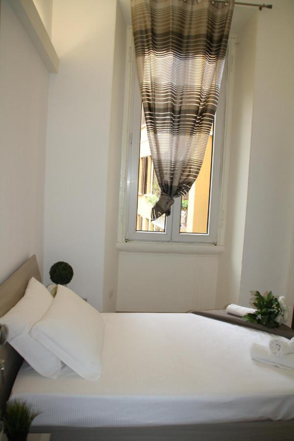 Single Room Private Bathroom