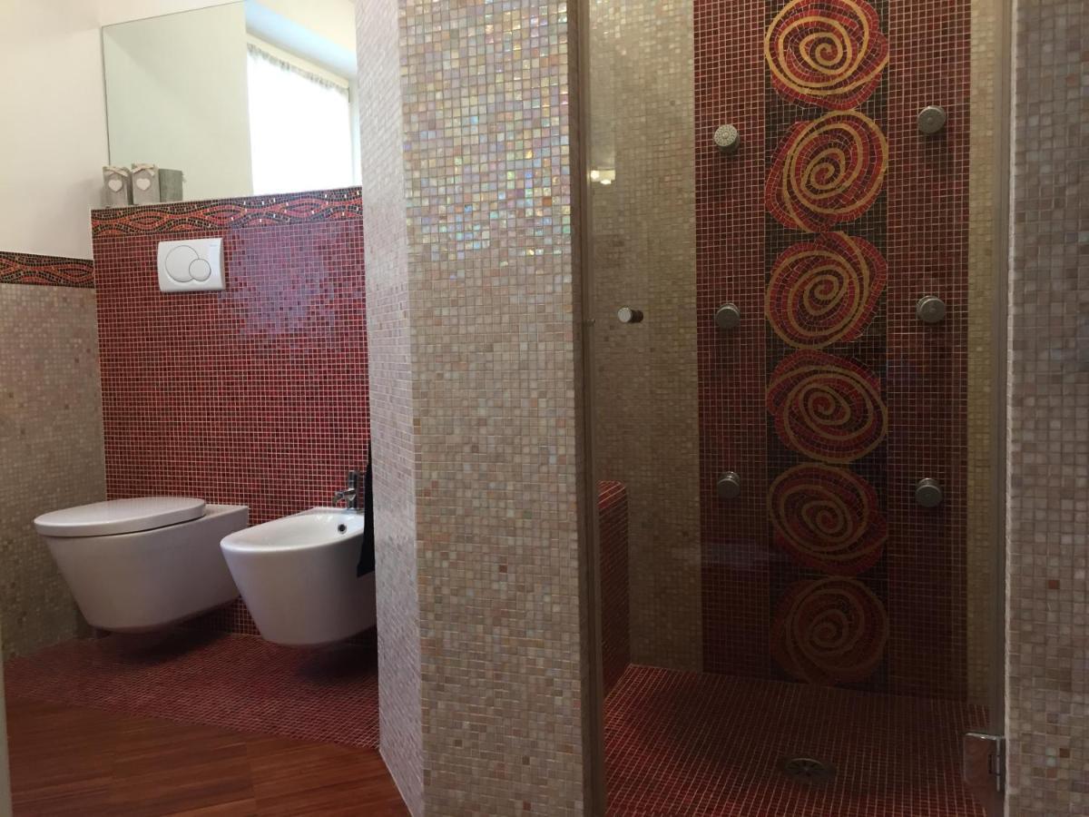 Camera Familiare con Bagno Privato