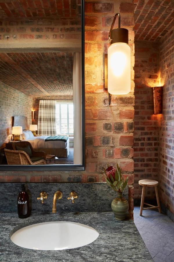 Deluxe King Suite,1033574780:JPEG