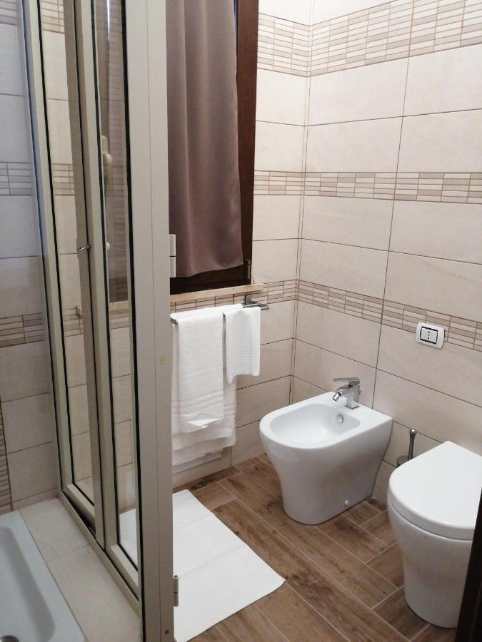 Single Room Private Bathroom