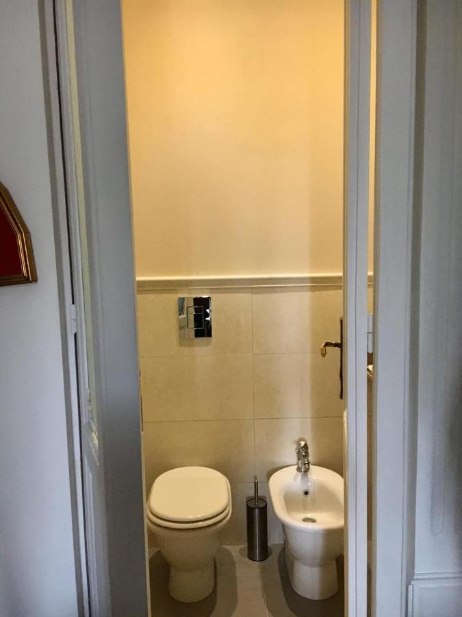 Deluxe Queen Suite