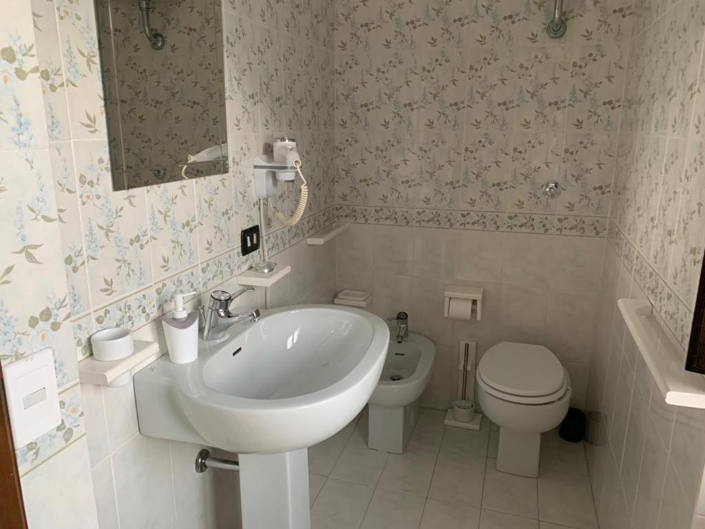 Double Room Private External Bathroom