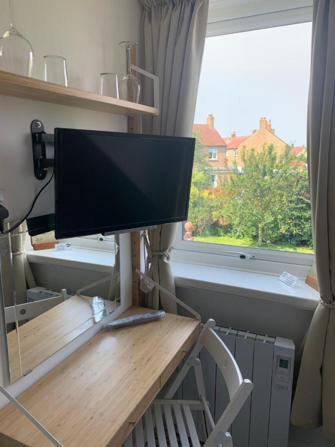 Small Double Room,1123366941:JPEG