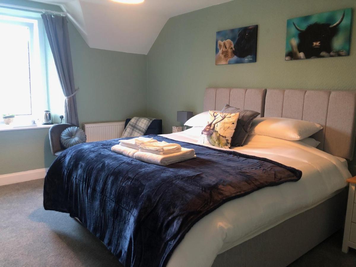 Deluxe Double or Twin Room with Lake View,1064718895:JPEG