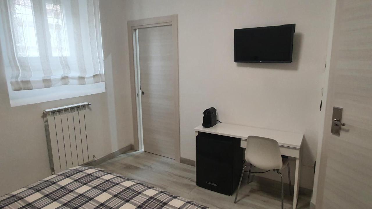 Double Room Private Bathroom