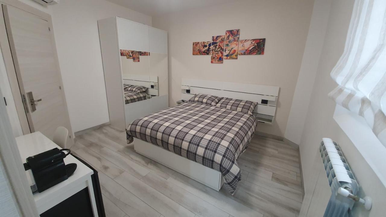 Double Room Private Bathroom