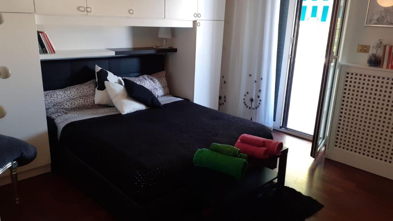 Deluxe Room,1084159621:JPEG