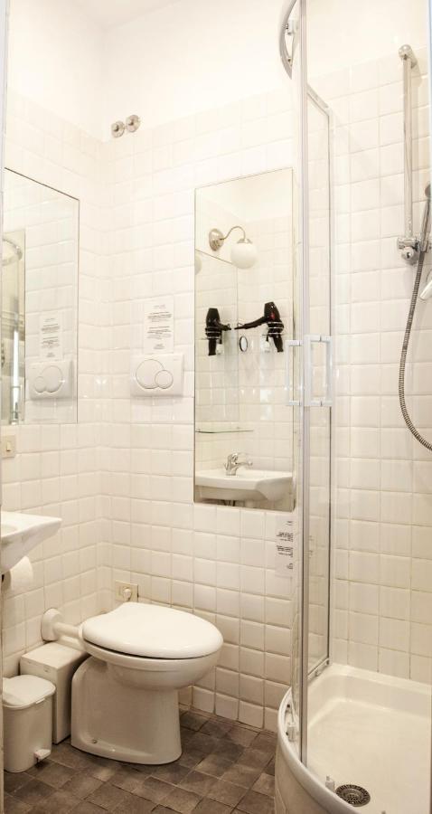 Double Room,1087618945:JPEG