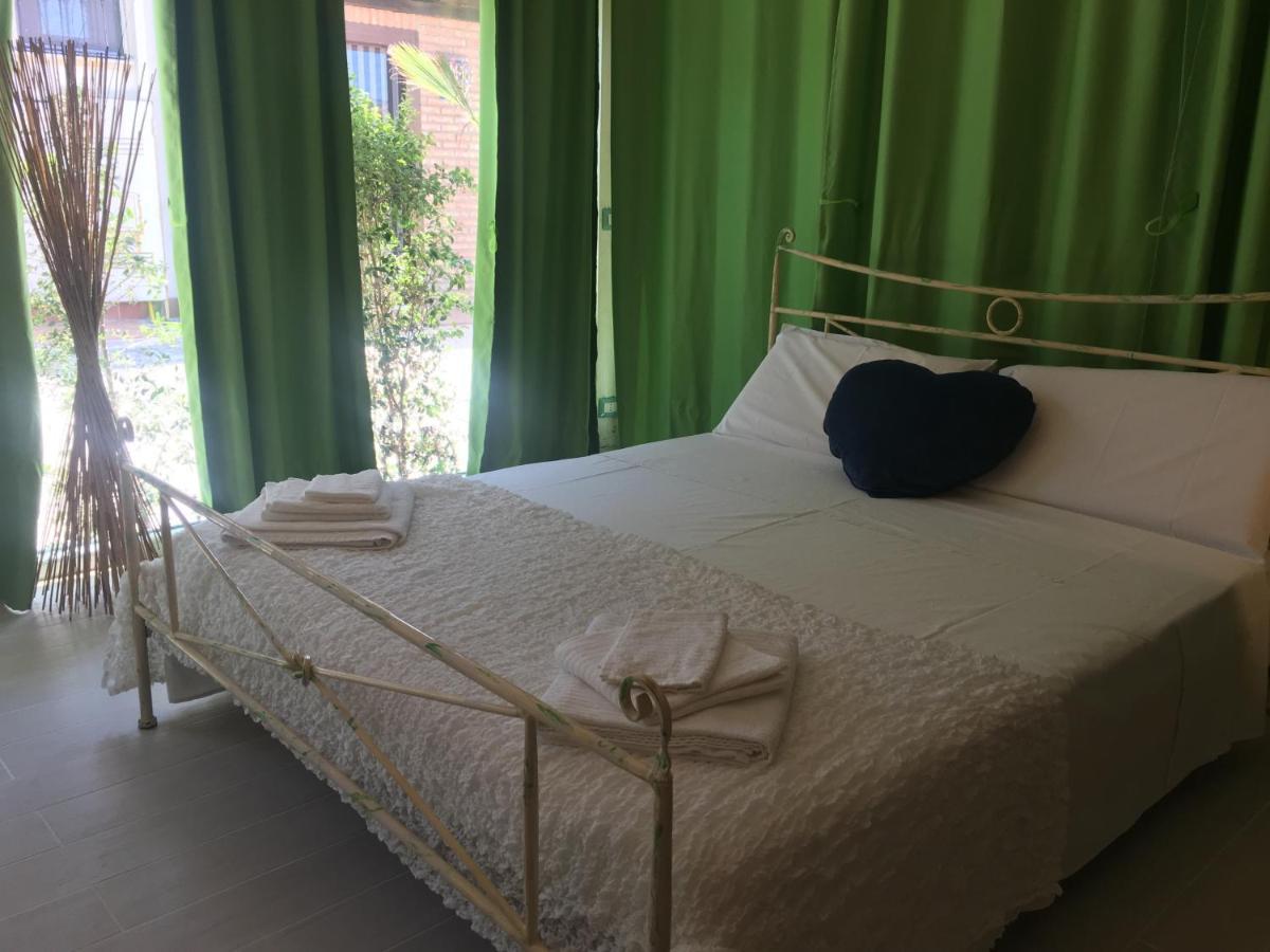 Camera Matrimoniale Deluxe (2 Adulti + 1 Bambino)