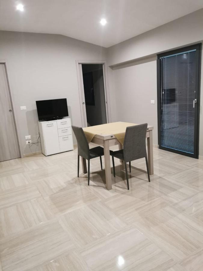 Camera Familiare con Bagno Privato