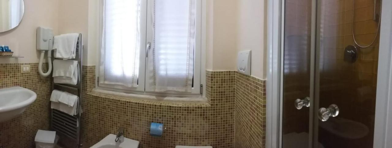 Double Room,1103554530:JPEG