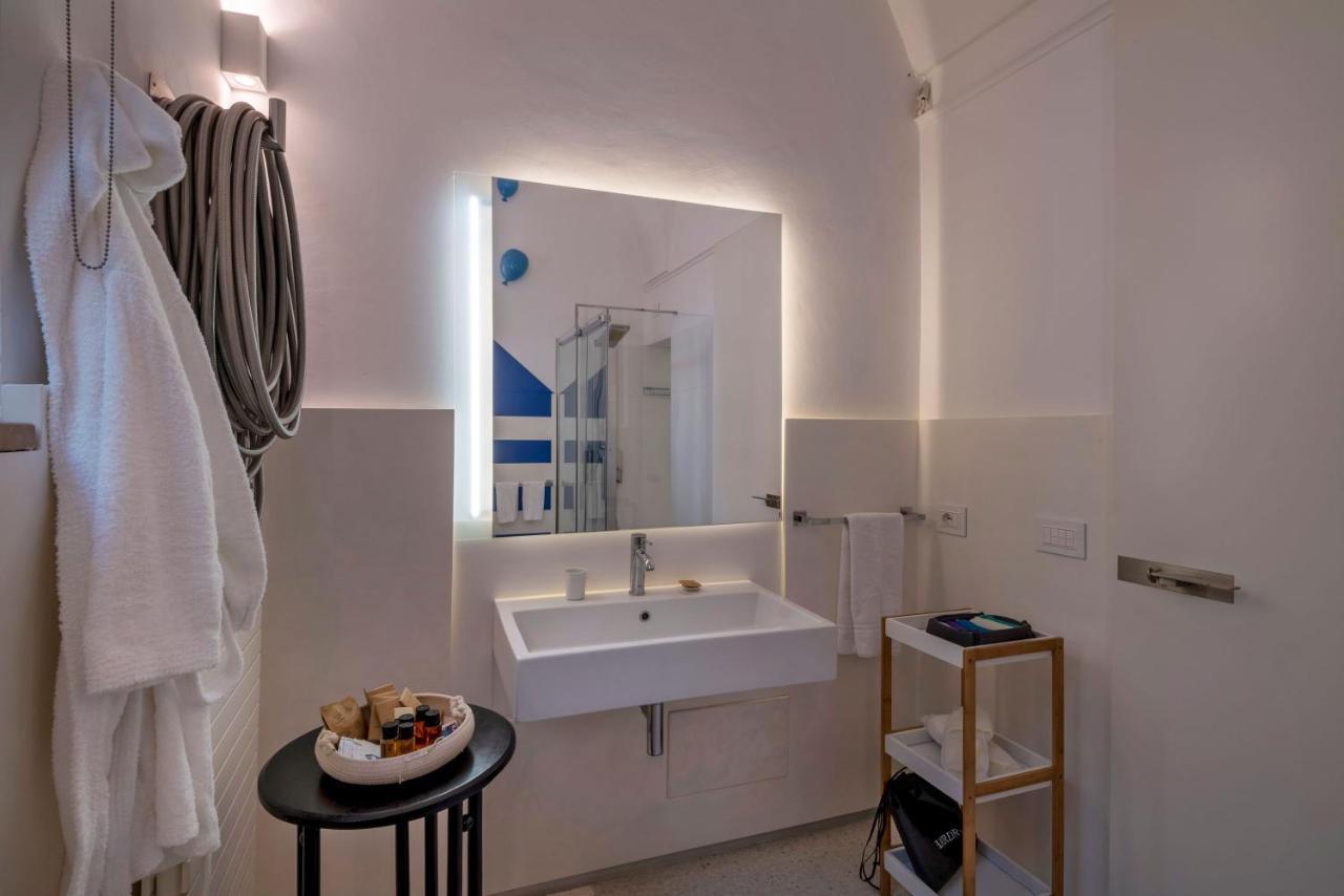 Suite,1103146008:JPEG