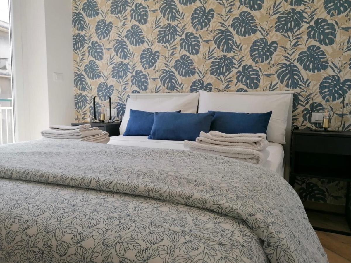 Single Room with Private Bathroom