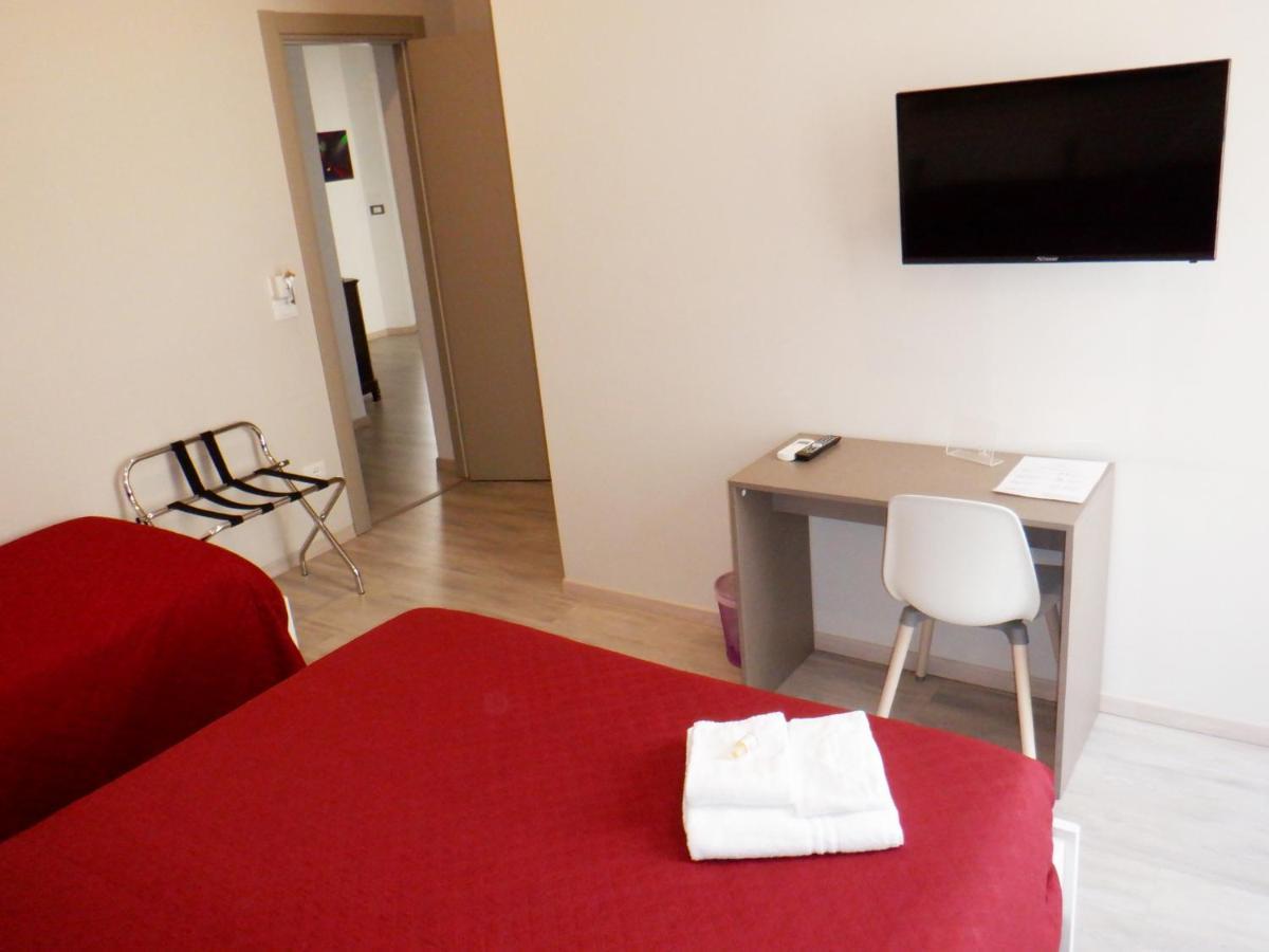 Triple Room Private Bathroom