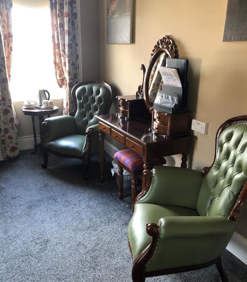 Large Double Room,1112137491:JPEG