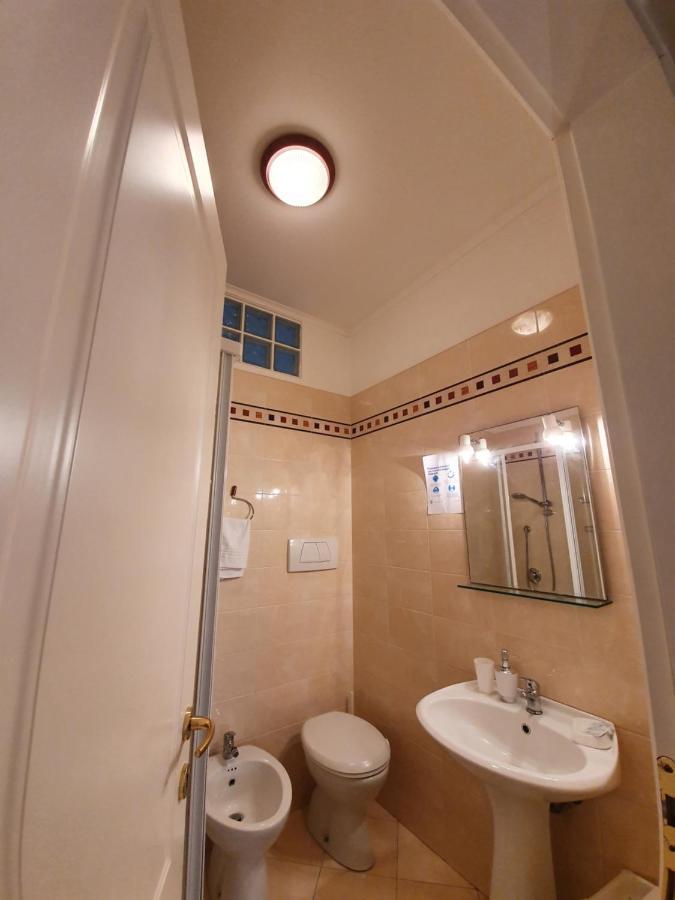 Quadruple Room Private External Bathroom