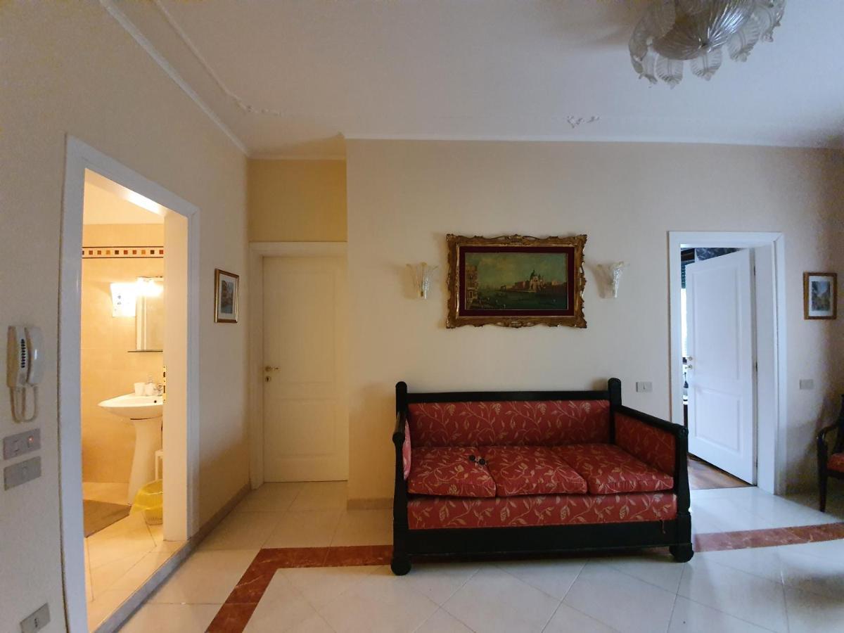 Quadruple Room Private External Bathroom