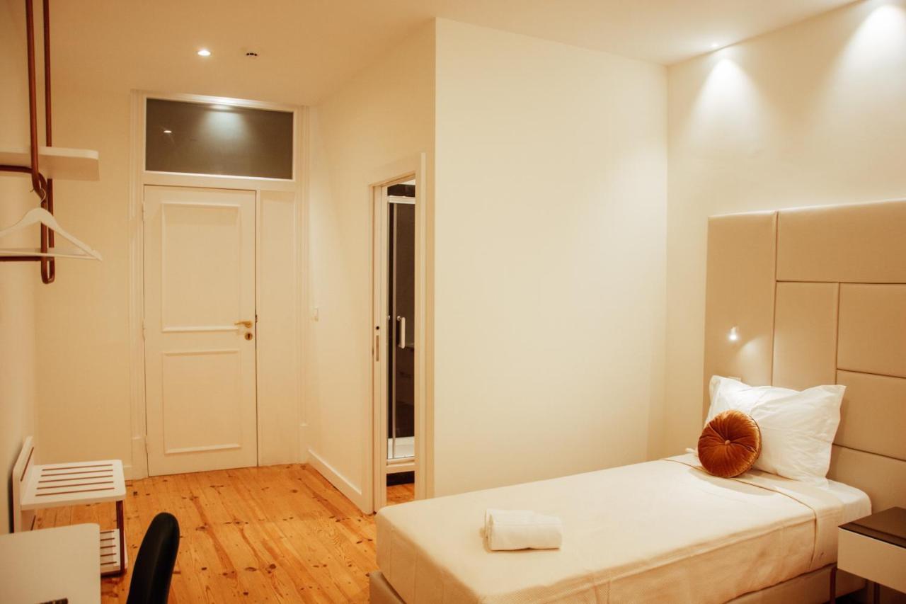 Classic Comfort King Room