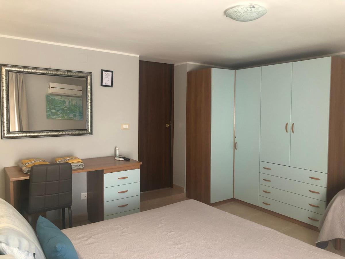 Triple Room Private Bathroom