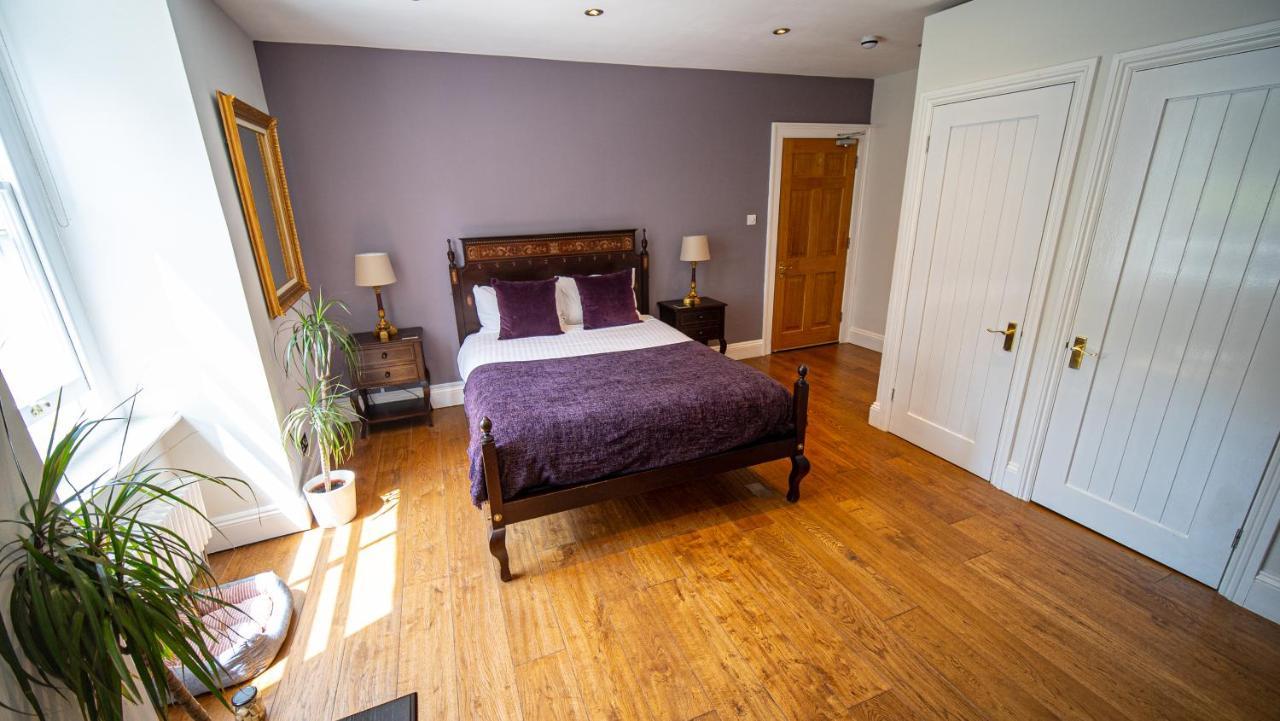 Classic King Room