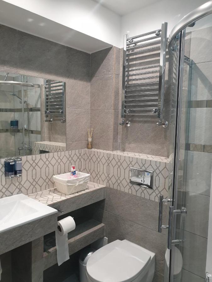 Double Room with Private External Bathroom
