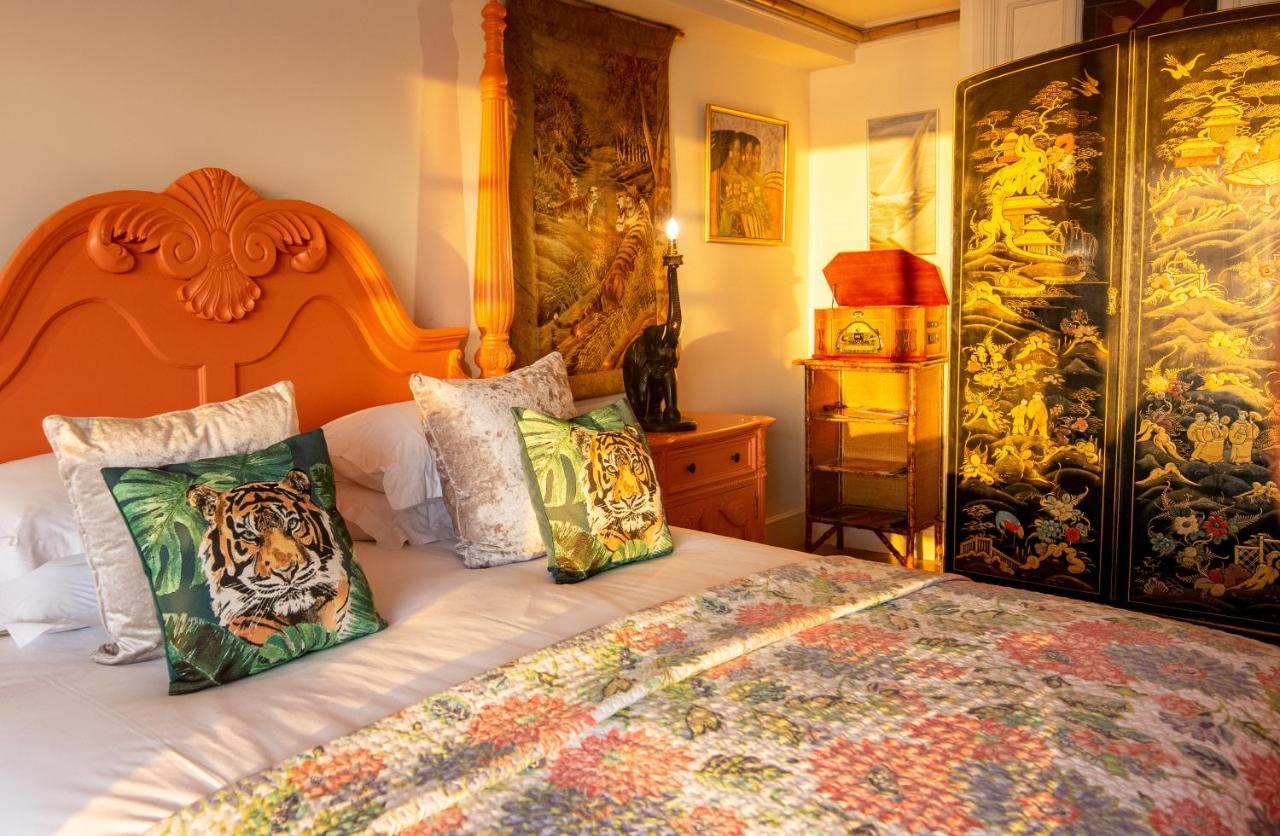 Suite with Hot Tub - Pet Friendly