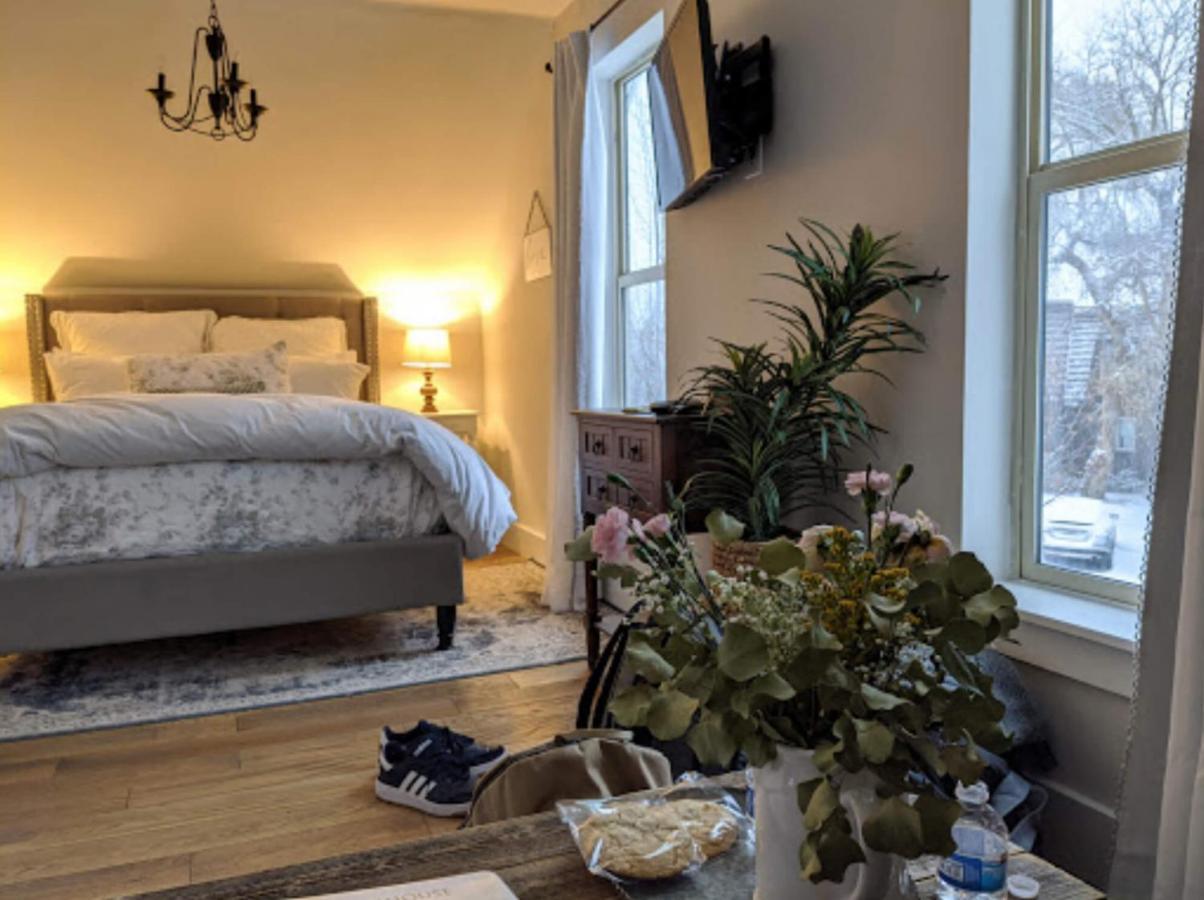 Deluxe Double Room with Extra Bed