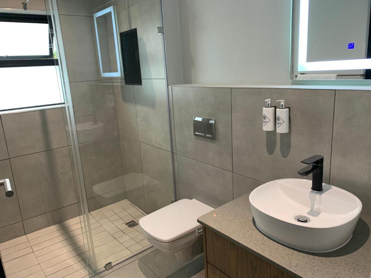 Family Room,1136228860:JPEG