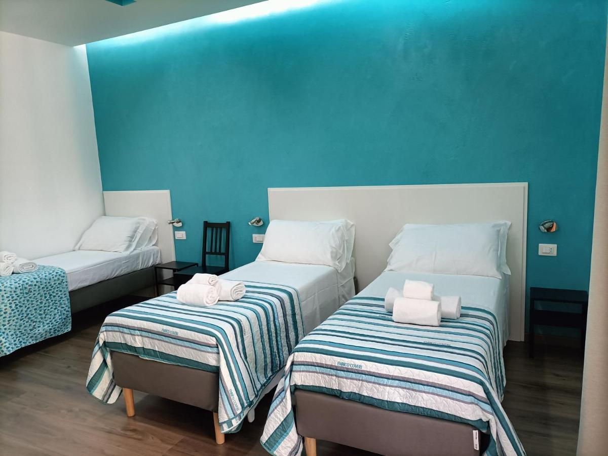 Luxury Triple Room,1141778860:JPEG