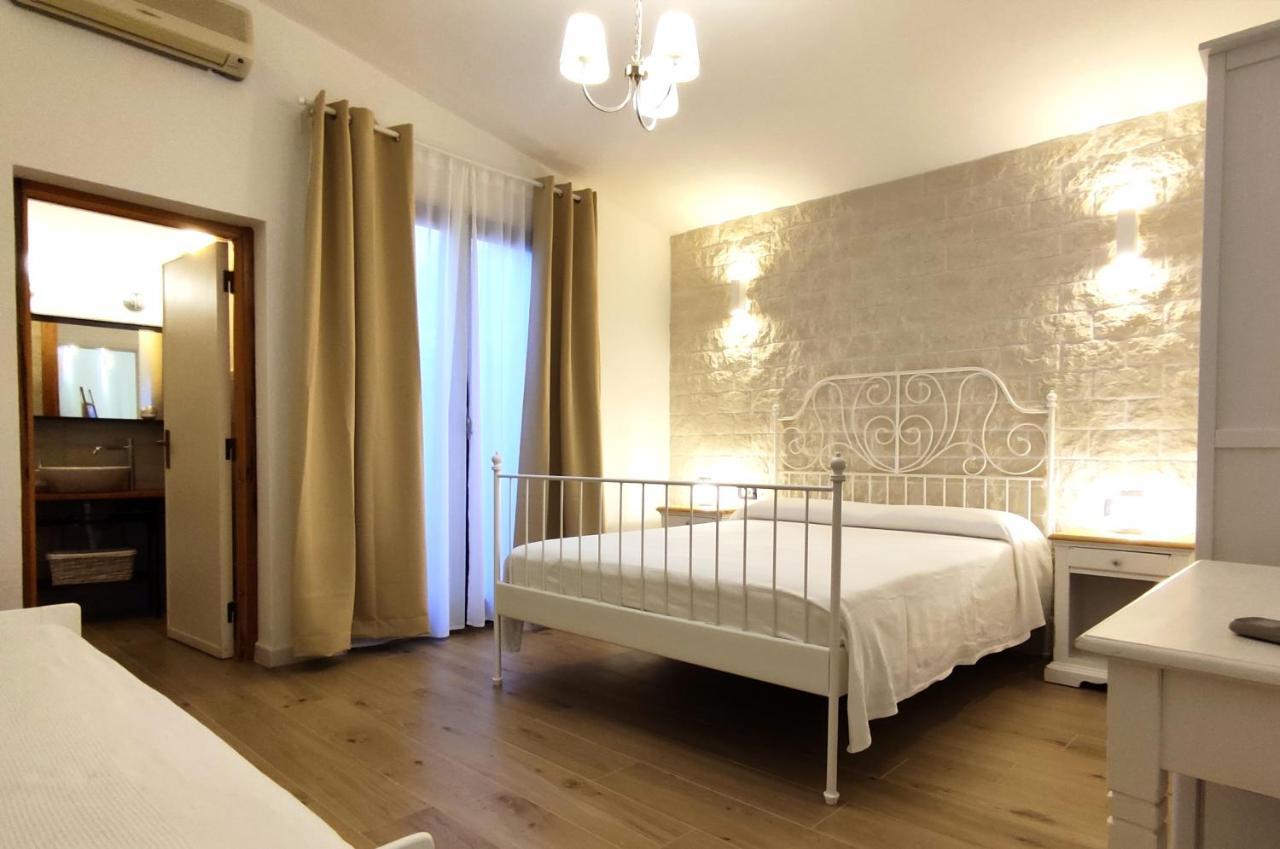 Triple Room Terrace