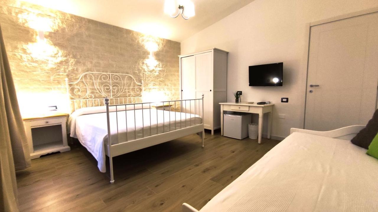 Triple Room Terrace